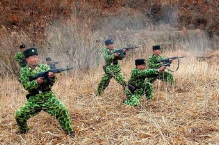 世界一流迷彩服VS朝鲜军队迷彩服
